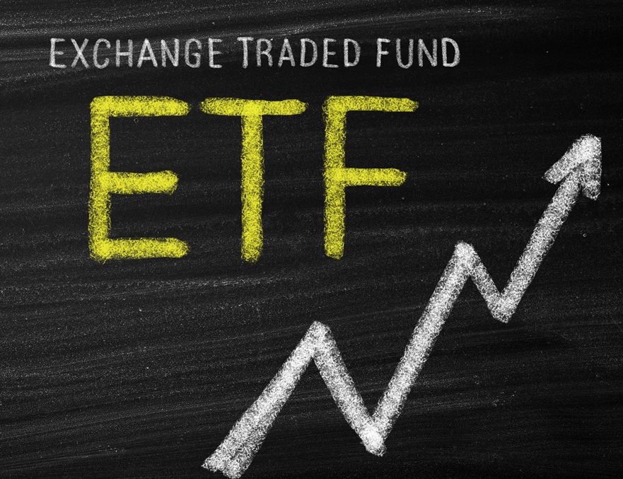 云计算ETF：First Trust Cloud Computing ETF(SKYY)